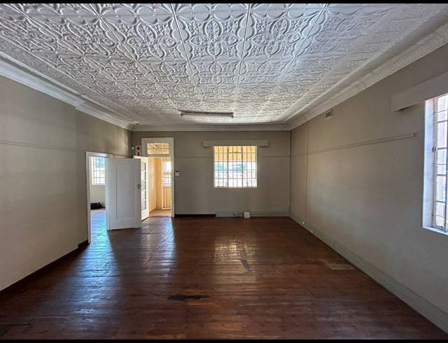 150M² OFFICE TO LET IN DELAREY